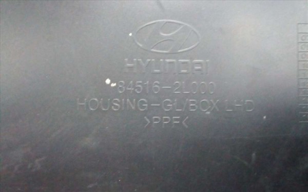Hyundai İ30 Torpido Çekmecesi Kapağı Gözü 84516-2L000 CP (K-I-200)