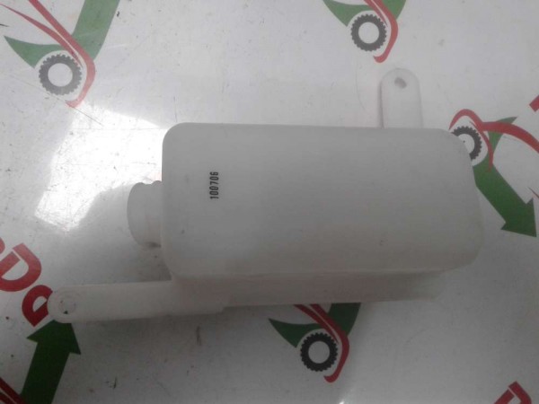 HYUNDAİ H-1 - STAREX ÖN CAM YIKAMA SIVISI HAZNESİ/TANKI 989104H000 989104H200 YP