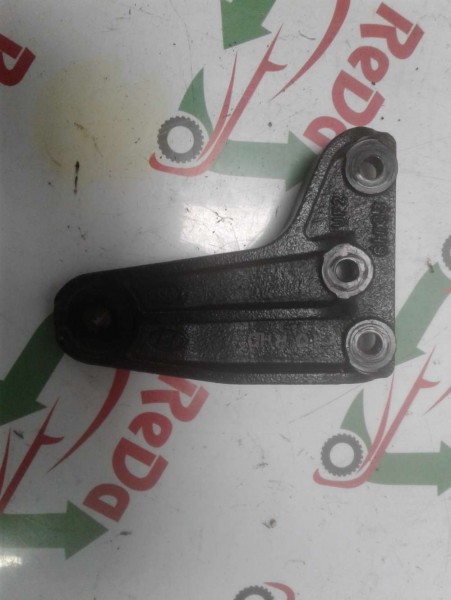 Hyundai İ10 Motor Takozu Braketi CP (M-C-110)