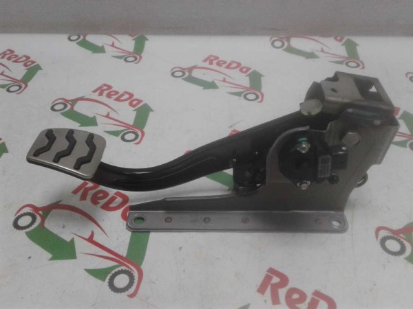 Hyundai İ20 Debriyaj Pedalı 32802-Q0310 YP (M-E-110)