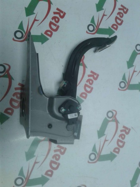 Hyundai İ20 Fren Pedalı Orj.YP 32802-C0100 (N) (M-E-110)