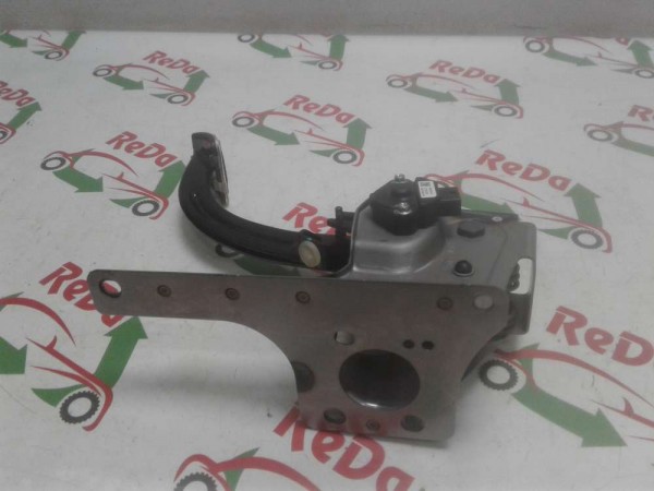 Hyundai İ20 Fren Pedalı Orj.YP 32802-C0100 (N) (M-E-110)