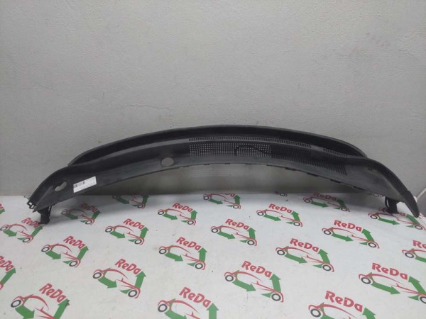 Hyundai i10 Ön Cam Izgarası YP