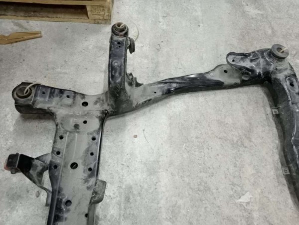 Hyundai Sonata Motor Alt Beşik Ön Travers YP 62405-3K902