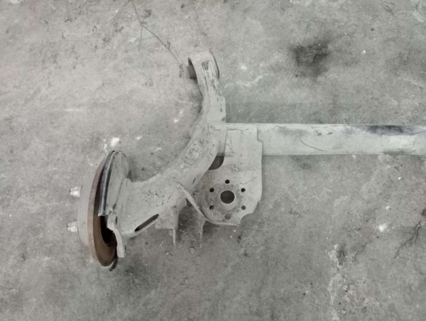 Hyundai İ10 1.0 Arka Dingil Porya Komple CP