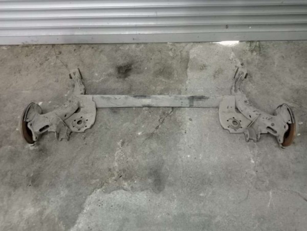 Hyundai İ10 1.0 Arka Dingil Porya Komple CP
