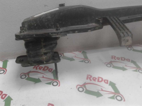Hyundai İ10 Arka Tampon Demiri Orj 86632-B9000 CP