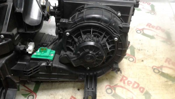 HYUNDAİ İ20 KALORİFER KUTUSU KOMPLE ORİJİNAL 97200-C8210SDH CP (K-F-130) DİGİTAL