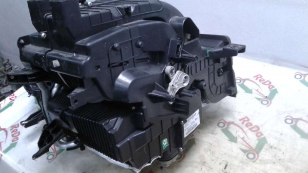 HYUNDAİ İ20 KALORİFER KUTUSU KOMPLE ORİJİNAL CP (SAĞDAN DRKS.)97200-C8950SDH(K-E-130)