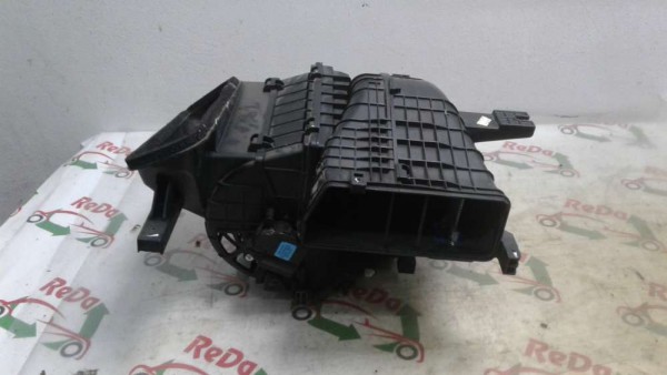 HYUNDAİ İ20 KALORİFER MOTORU KOMP.CP (SAĞDAN DRKS.)F00S330109(K-G-130)