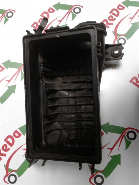 Hyundai İ20 Hava Filtresi Alt Kazanı 28112-C8200 CP