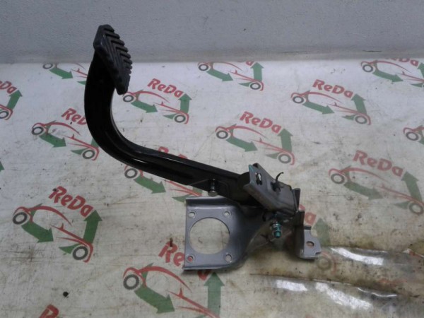 Hyundai İ20 Fren Pedalı Orj.32800-Q0100 SP YP(M-E-110)