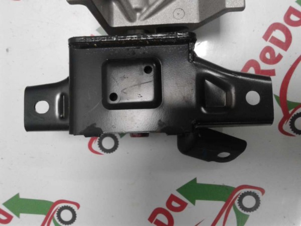 Hyundai İ20 Motor Kulağı/Braket Orj.21830-Q0200 SP YP(M-C-110)