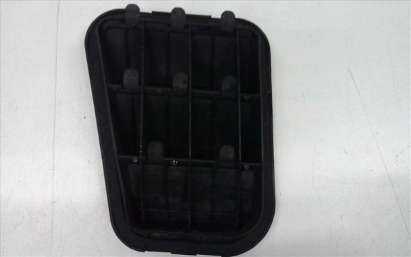 Hyundai İ30 Bagaj Hava Çıkış Izgarası Sağ 97510-2F200 CP (K-G-120)