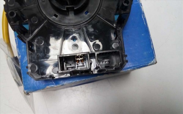 HYUNDAİ ELANTRA DİREKSİYON AİRBAG SARGISI 93490-2H200 YP(H-E-120)