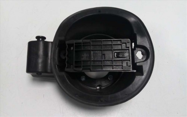 HYUNDAİ İ30 BENZİN YAKIT DOLUM YUVASI 69514-G4000 69514G4000 69513-G3000 CP(K-G-110)