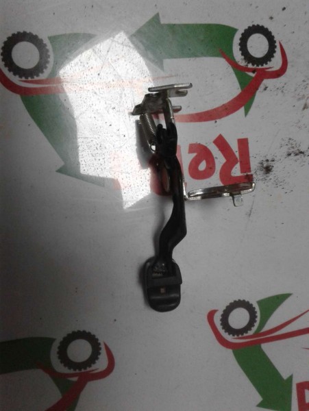 Hyundai İ20 Depo Kapağı İç Açma Kolu 81570-22010 CP(K-G-110)