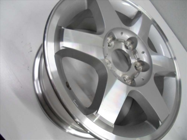 Hyundai Santa Fe Çelik Jant 15 inç 6,5jx15 ET46 5x114,3 Ambalajsız Ürün YP 52910-26150(J-F-110)