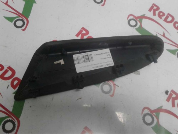 Hyundai Sağ Ön Kapı Kol Dayanağı CP 82720-(I-G-120)